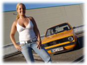 Klickt hier f�r das Cars & Girls Feature #002 - Christina Otholt + Heiko�s Golf 1